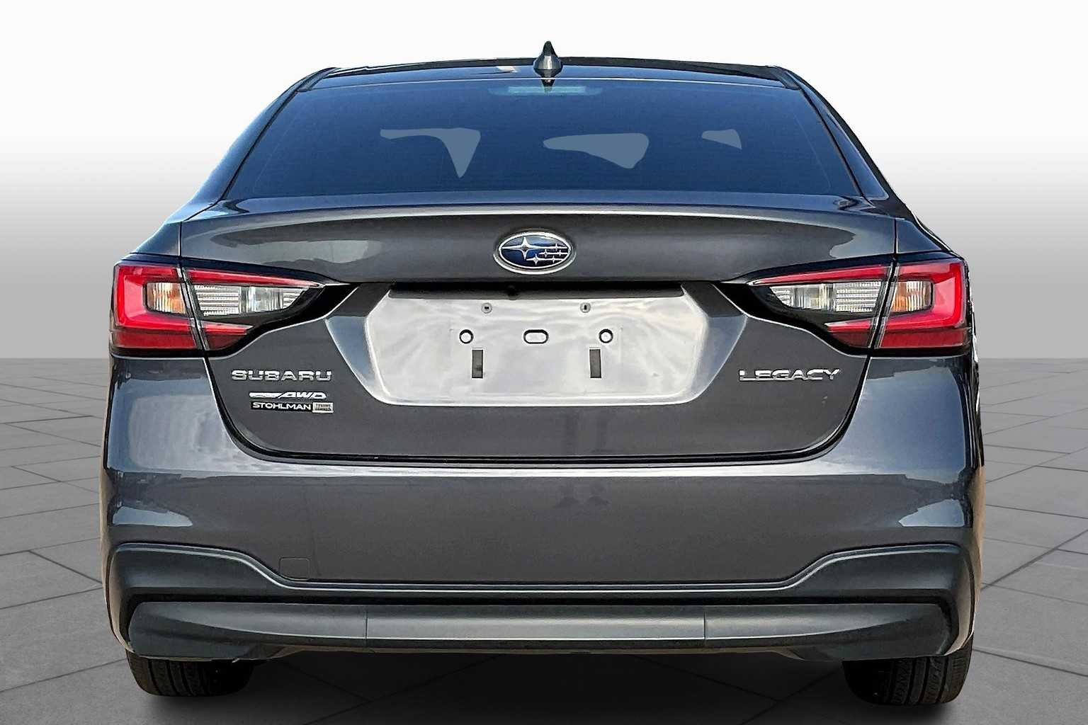 2022 Subaru Legacy Premium photo 4