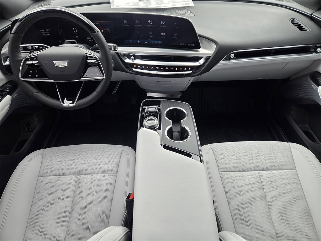 2025 Cadillac Lyriq Sport photo 24