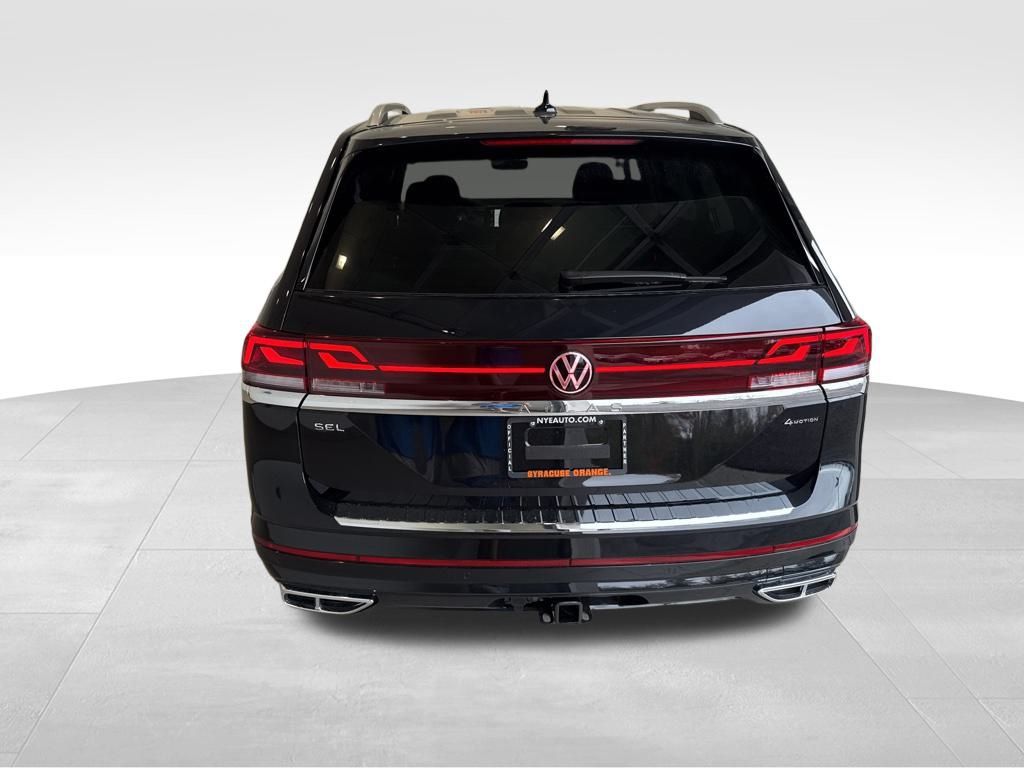 2026 Volkswagen Atlas SEL Premium R-Line photo 3