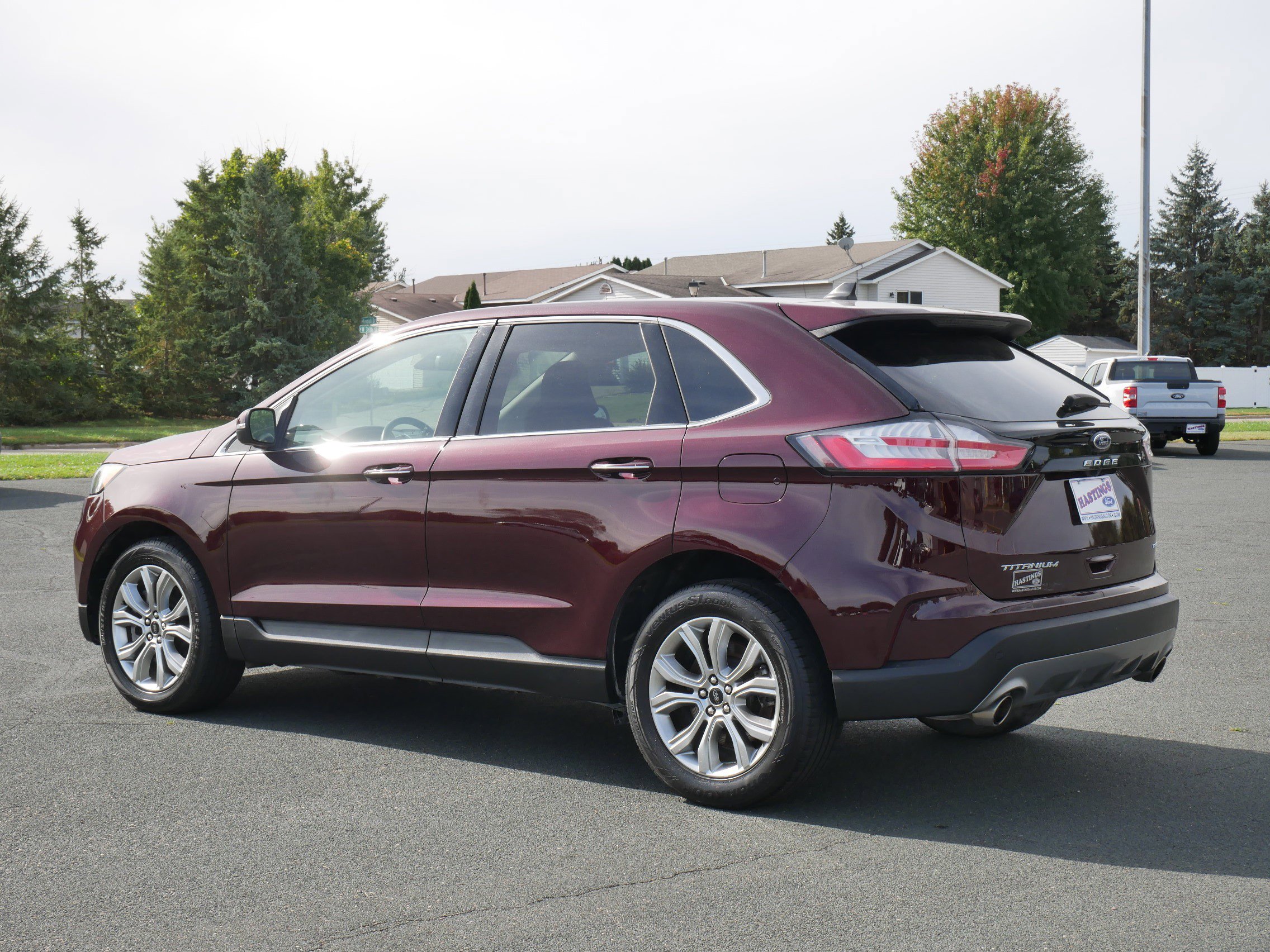 2024 Ford Edge Titanium photo 3