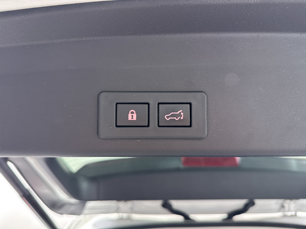 2022 Subaru Ascent Onyx Edition photo 7