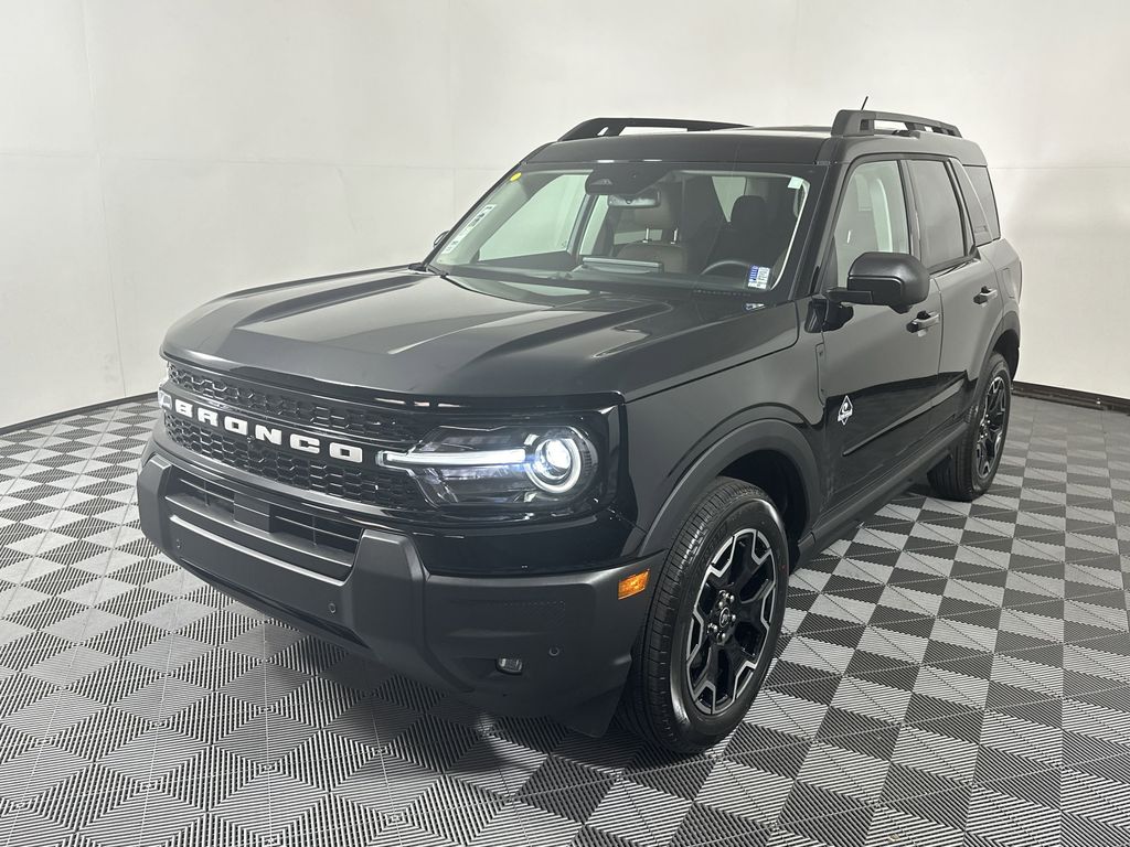 2025 Ford Bronco Sport Outer Banks photo 3
