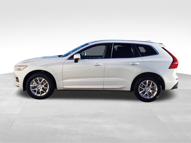 2021 Volvo XC60 T6 Momentum photo 3