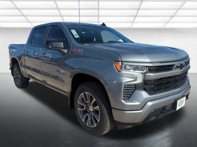 2026 Chevrolet Silverado Base's photo