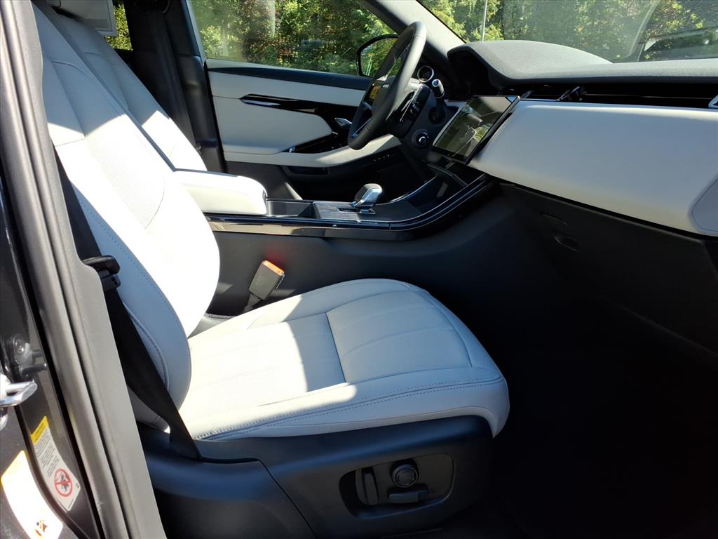2026 Land Rover Range Rover Evoque S photo 3