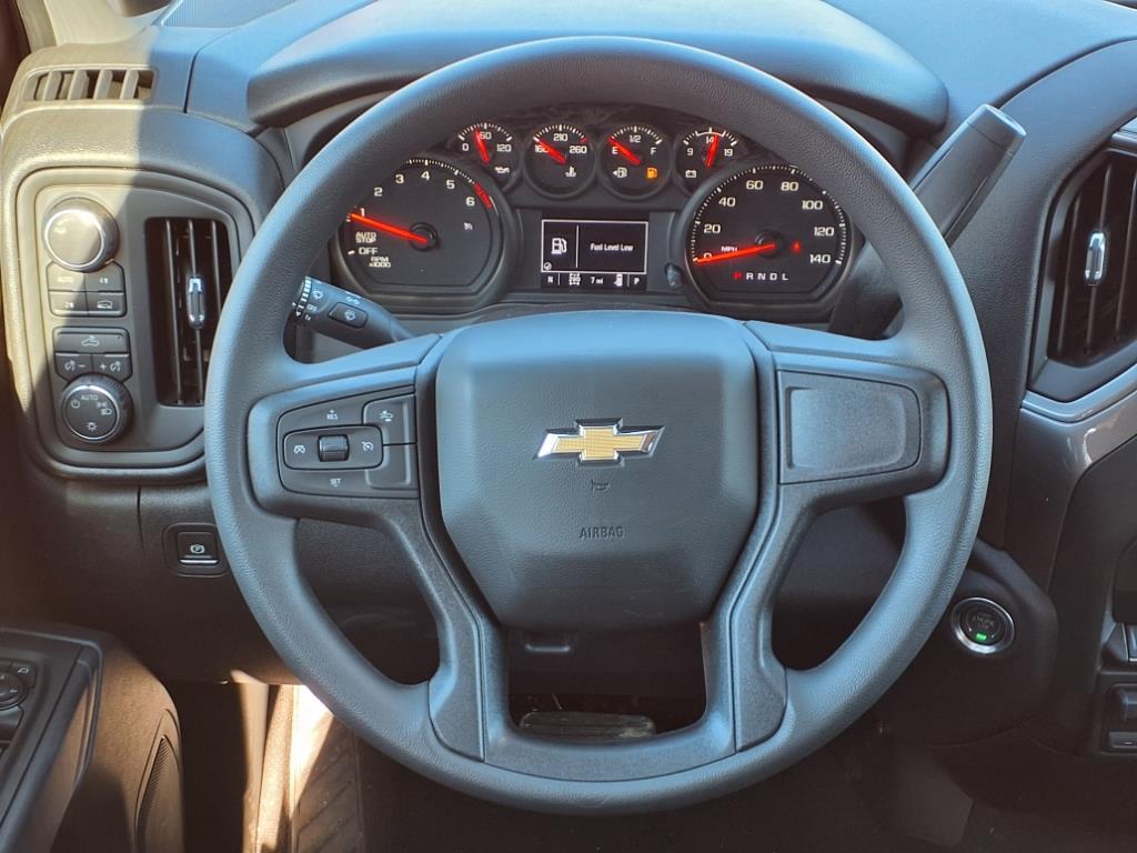 2025 Chevrolet Silverado 1500 Custom photo 12