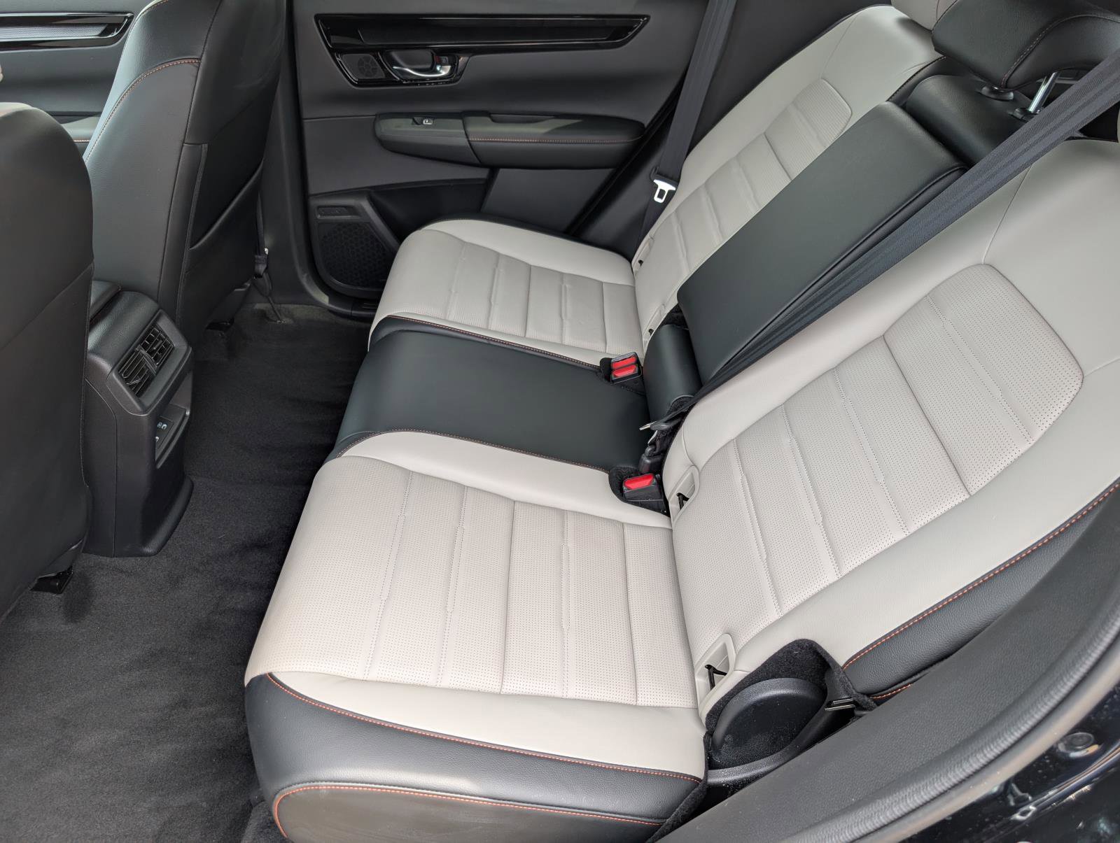 2025 Honda CR-V Hybrid Sport Touring photo 28