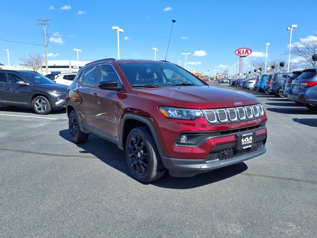 Used 2022 Jeep Compass Latitude Lux with VIN 3C4NJDFB9NT154333 for sale in Waite Park, Minnesota