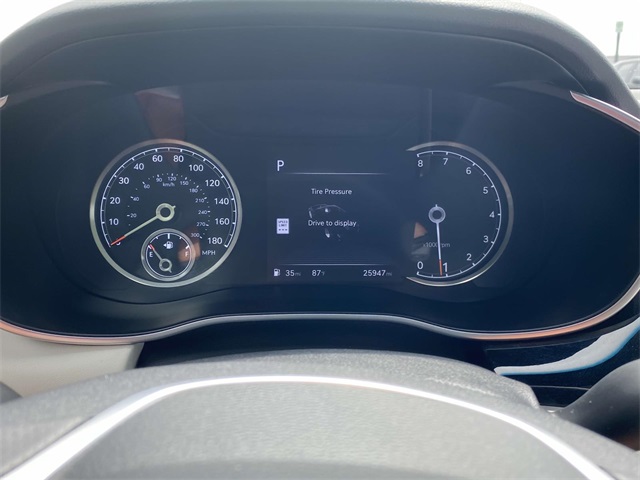 2025 Genesis G70 2.5T photo 28