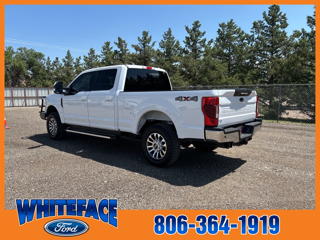 2022 Ford F-250 Lariat photo 2
