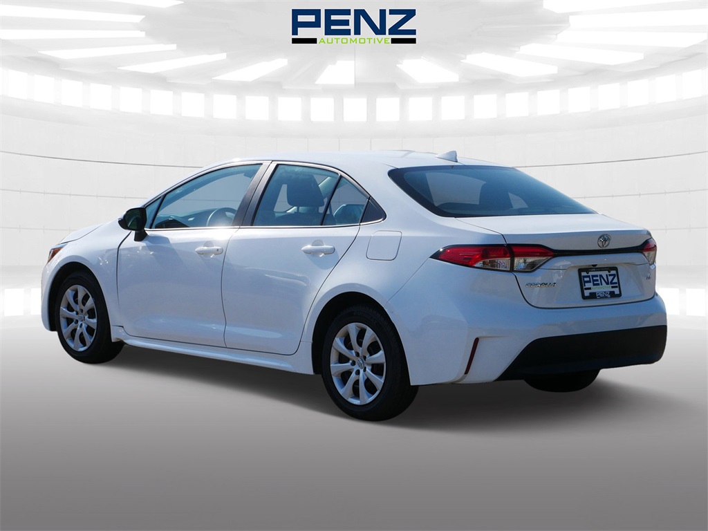 2024 Toyota Corolla LE photo 5