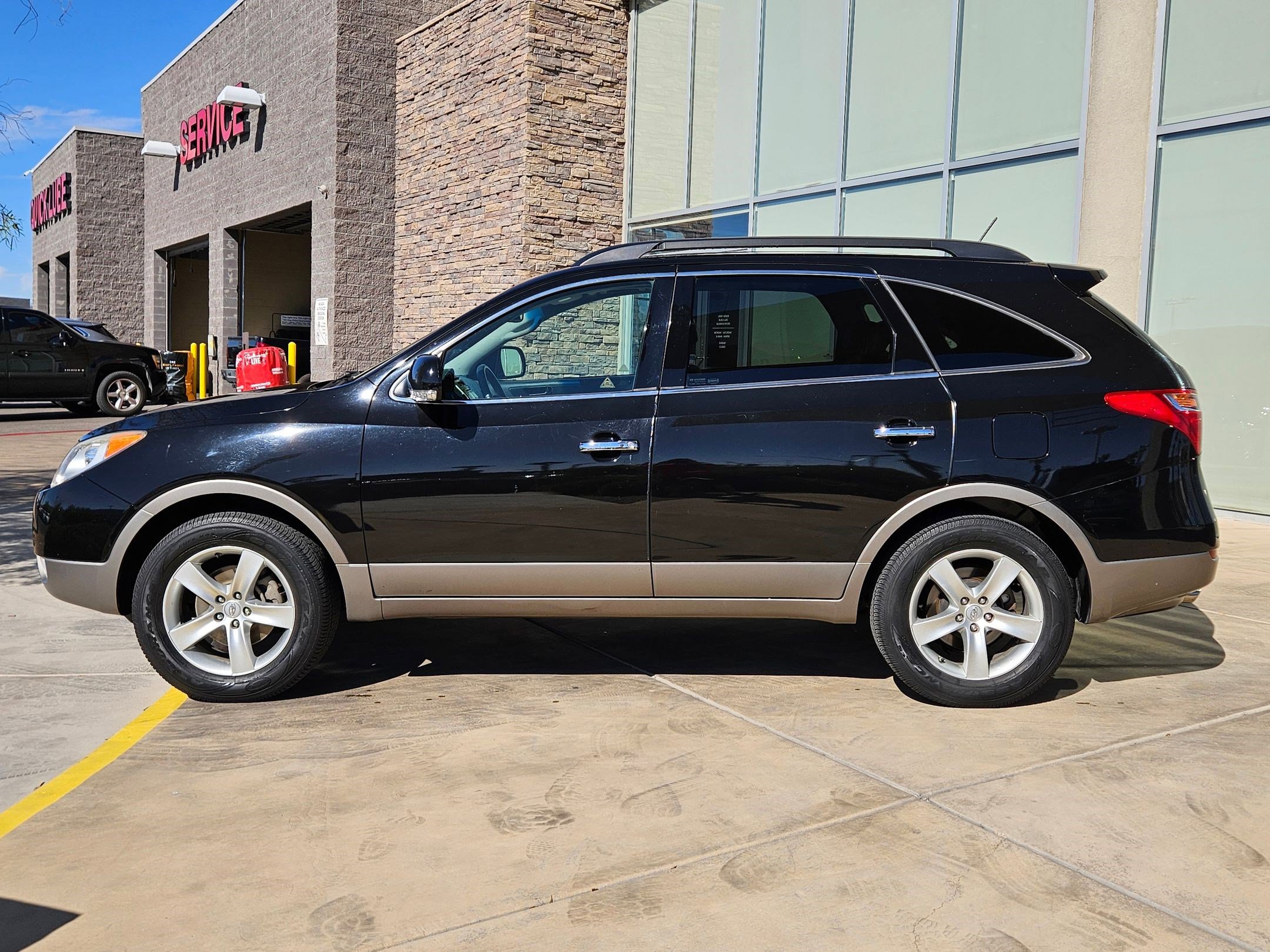 Used 2011 Hyundai Veracruz Limited with VIN KM8NU4CC7BU173335 for sale in Las Vegas, NV