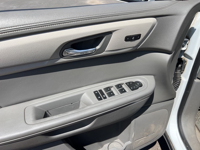 2016 Chevrolet Traverse 2LT photo 15
