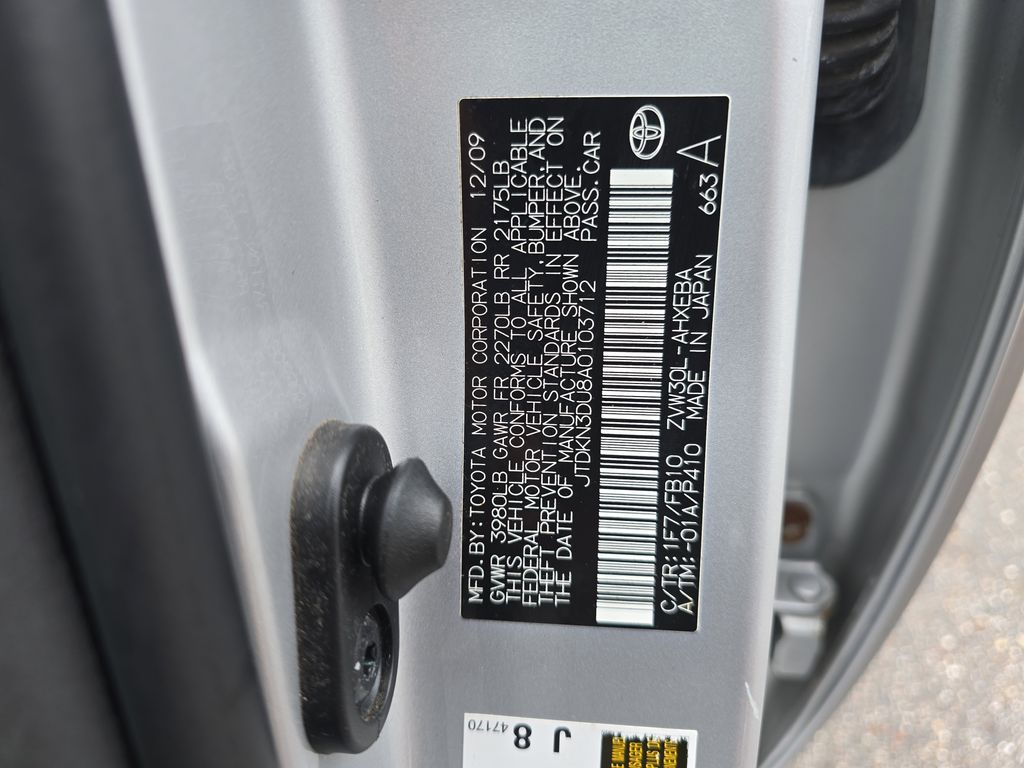 2010 Toyota Prius Two photo 29