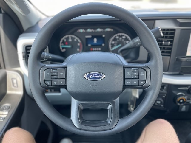 2025 Ford F-350 photo 15