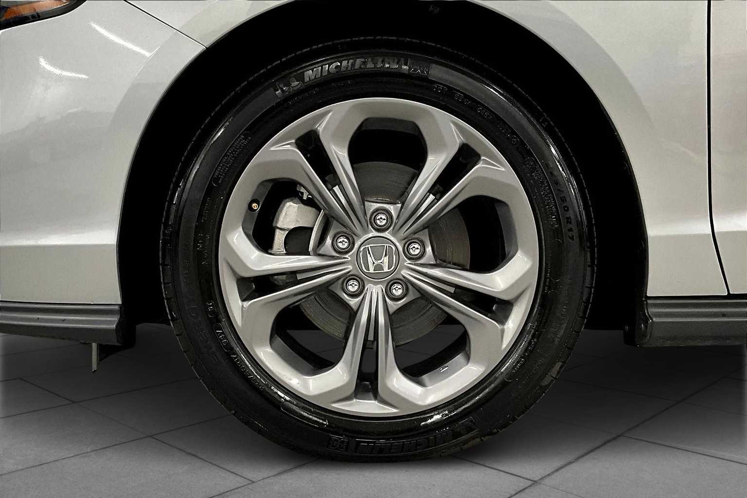 2024 Honda Accord EX photo 9