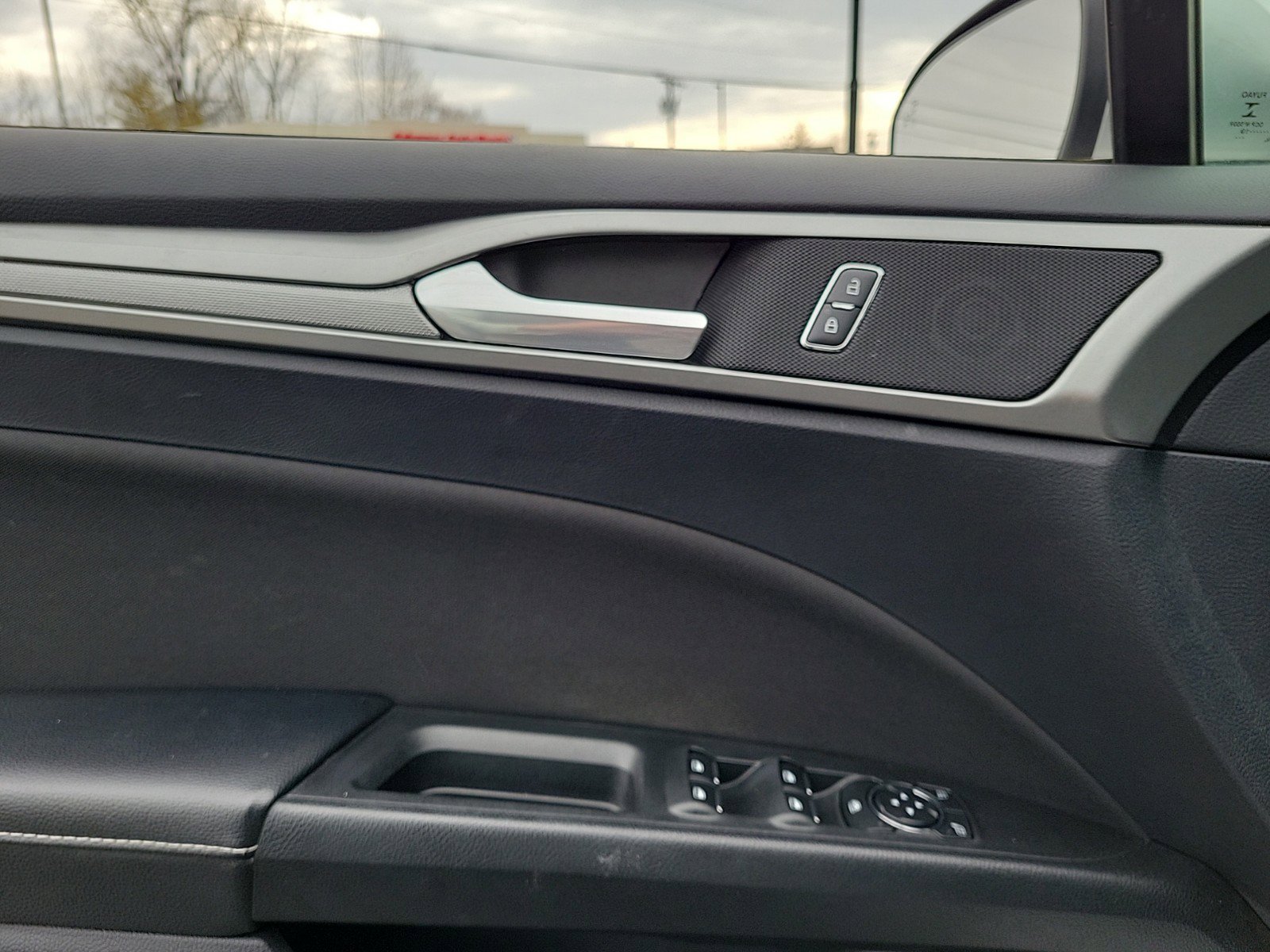 2019 Ford Fusion SE photo 13