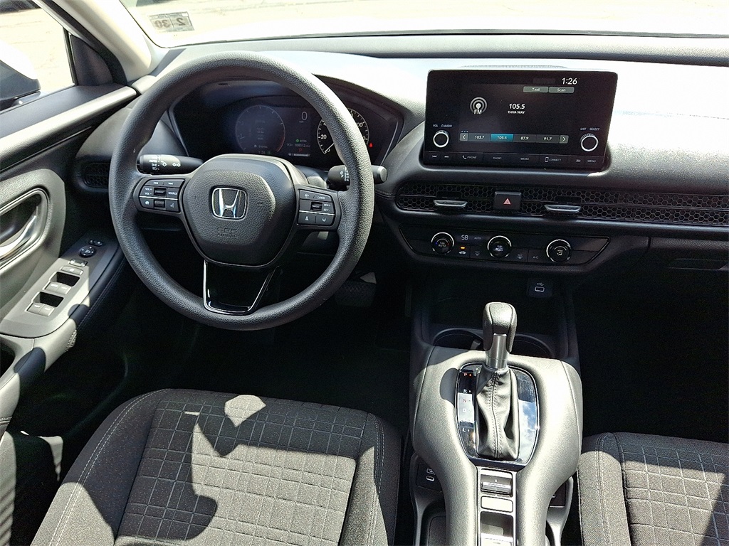 2025 Honda HR-V LX photo 9