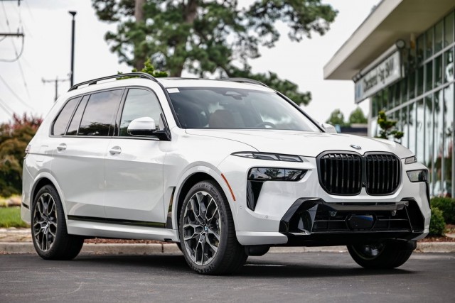 2026 BMW X7