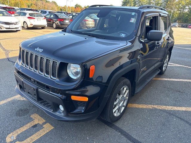 2022 Jeep Renegade Latitude photo 3
