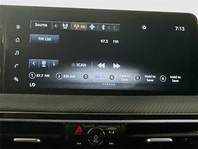2025 Nissan Kicks SR photo 13