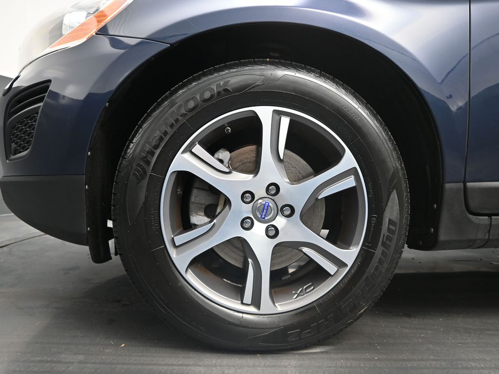 2012 Volvo XC60 T6 Premier Plus photo 9