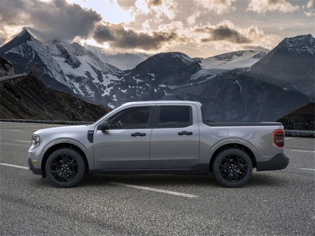 2025 Ford Maverick XLT photo 3