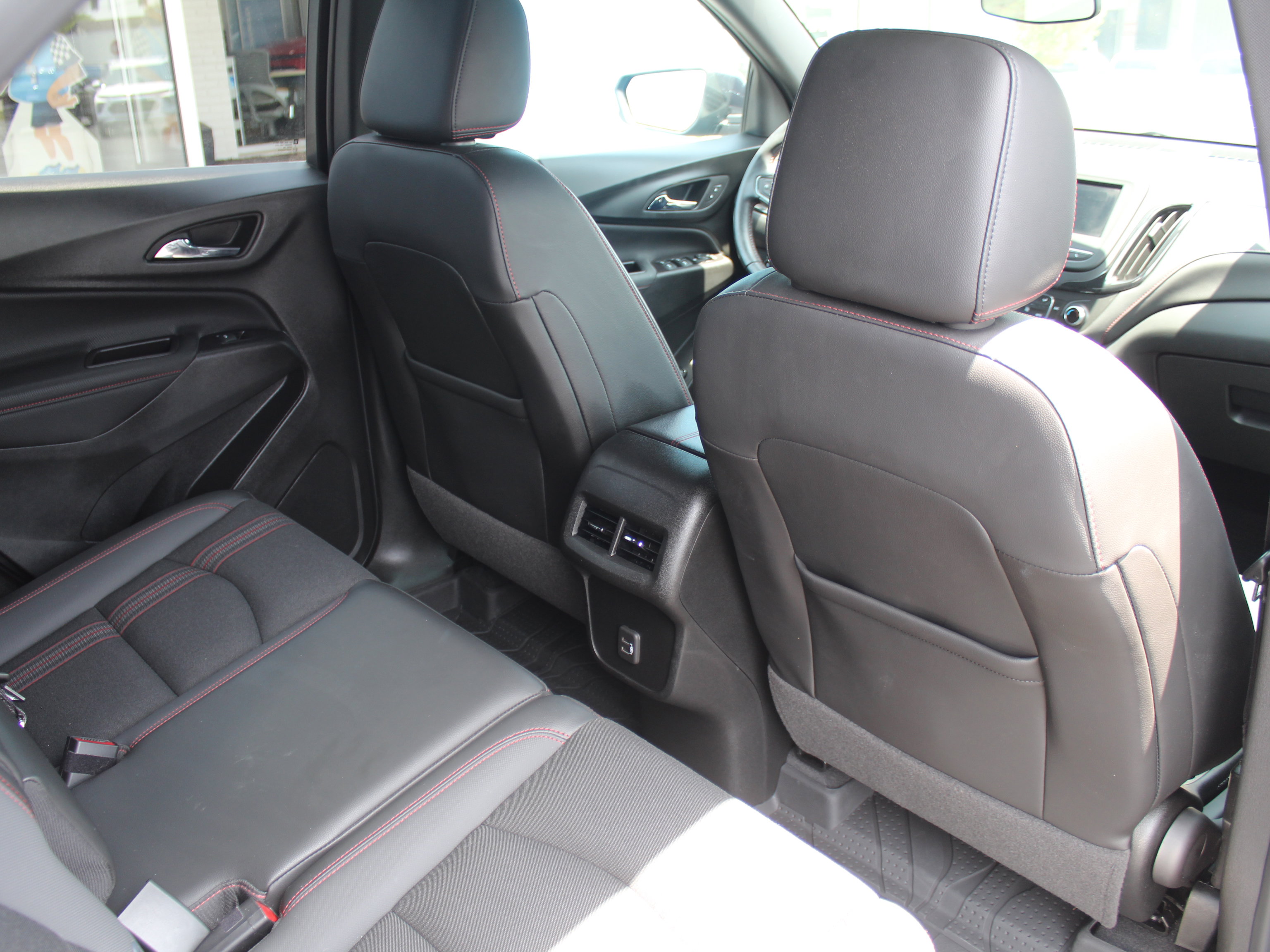 2022 Chevrolet Equinox RS photo 27