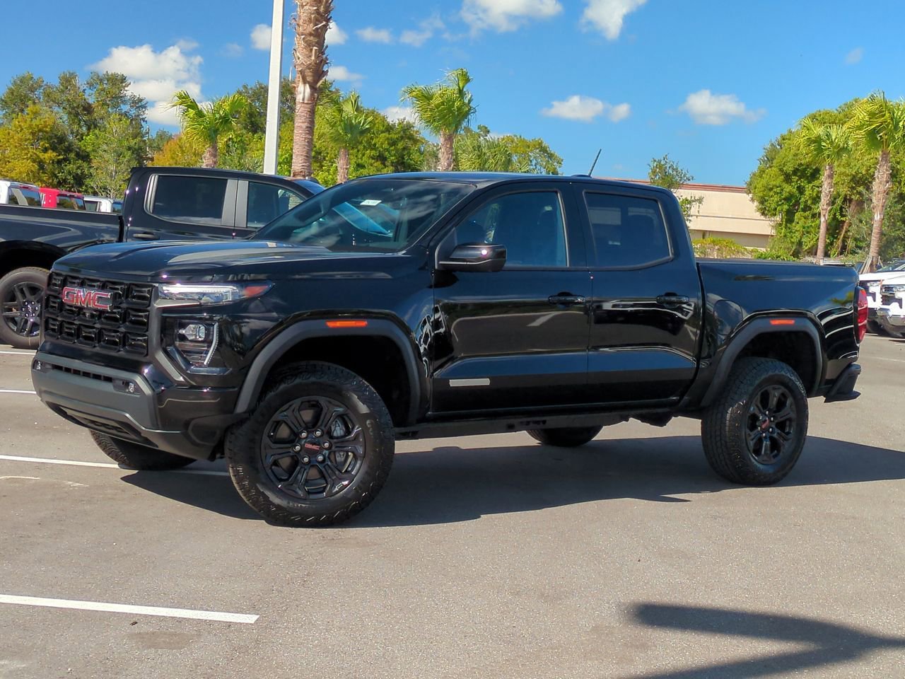 2025 GMC Canyon Elevation's photo