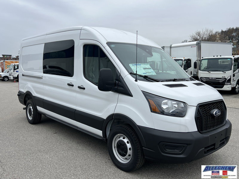 2025 Ford Transit Cargo Van photo 4
