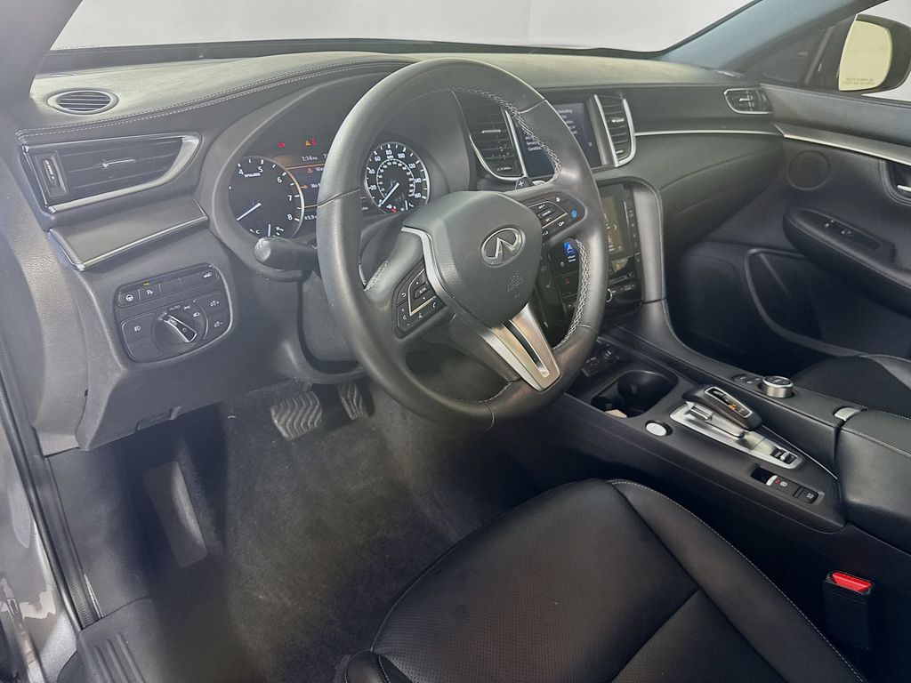 2024 Infiniti QX55 Luxe photo 8