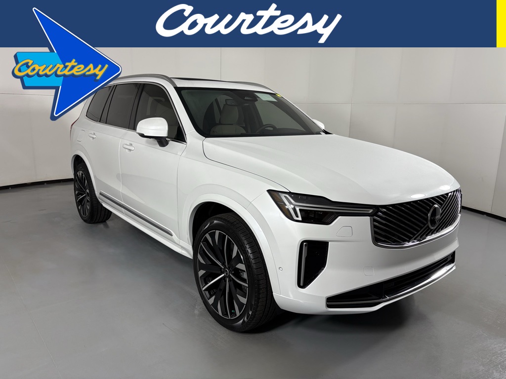 2026 Volvo XC90 Plus's photo