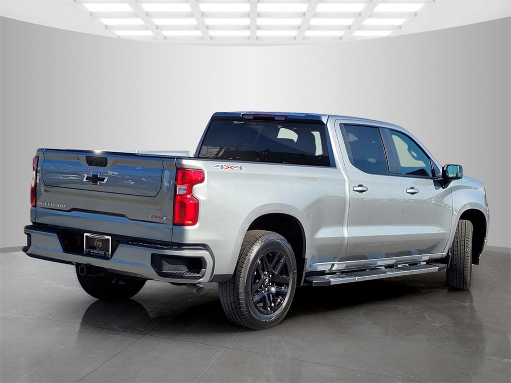 2026 Chevrolet Silverado 1500 RST photo 4