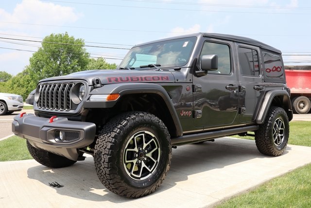 2025 Jeep Wrangler Rubicon photo 5