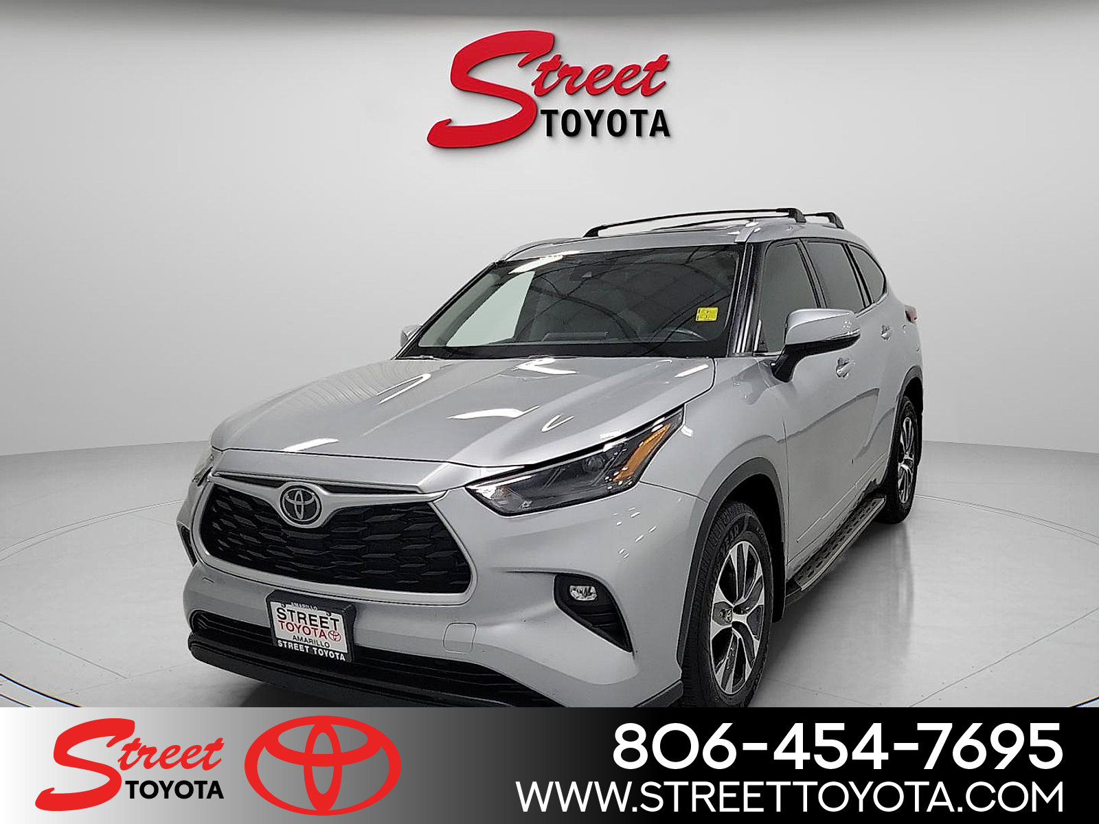 2022 Toyota Highlander XLE's photo