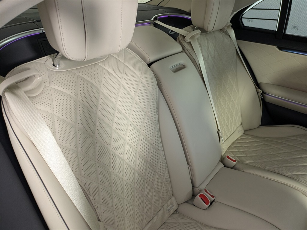 2024 Mercedes Benz S 580e 4MATIC photo 28