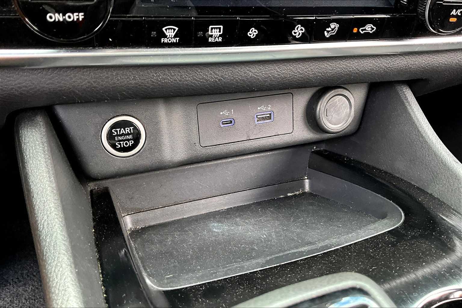 2023 Nissan Rogue SV photo 30