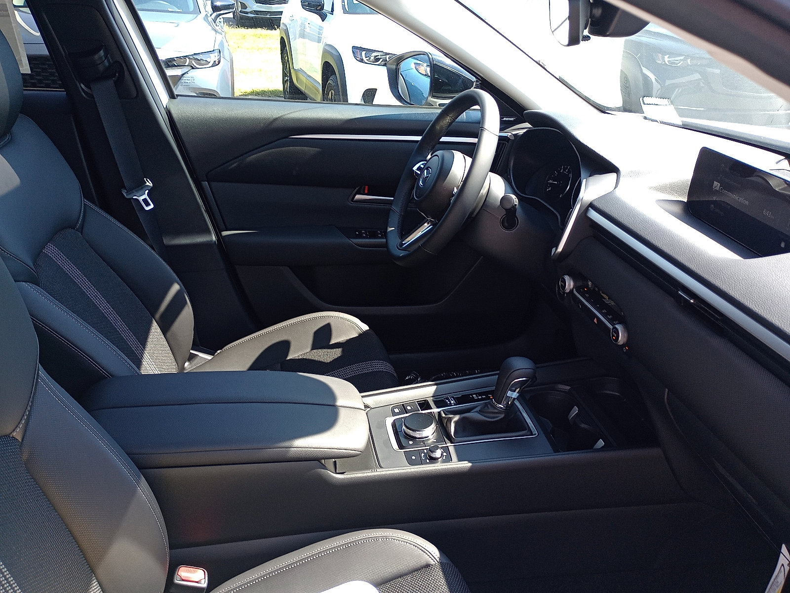 2025 Mazda CX-50 2.5 S Premium photo 5