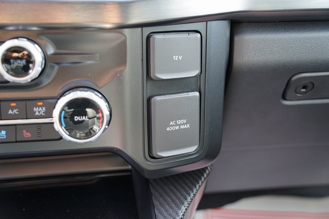 2025 FORD F-250 - Image 40
