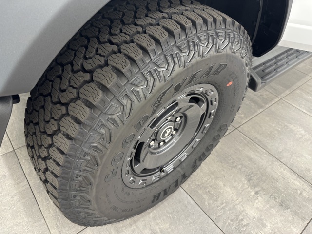 2025 Ford Bronco Outer Banks photo 36
