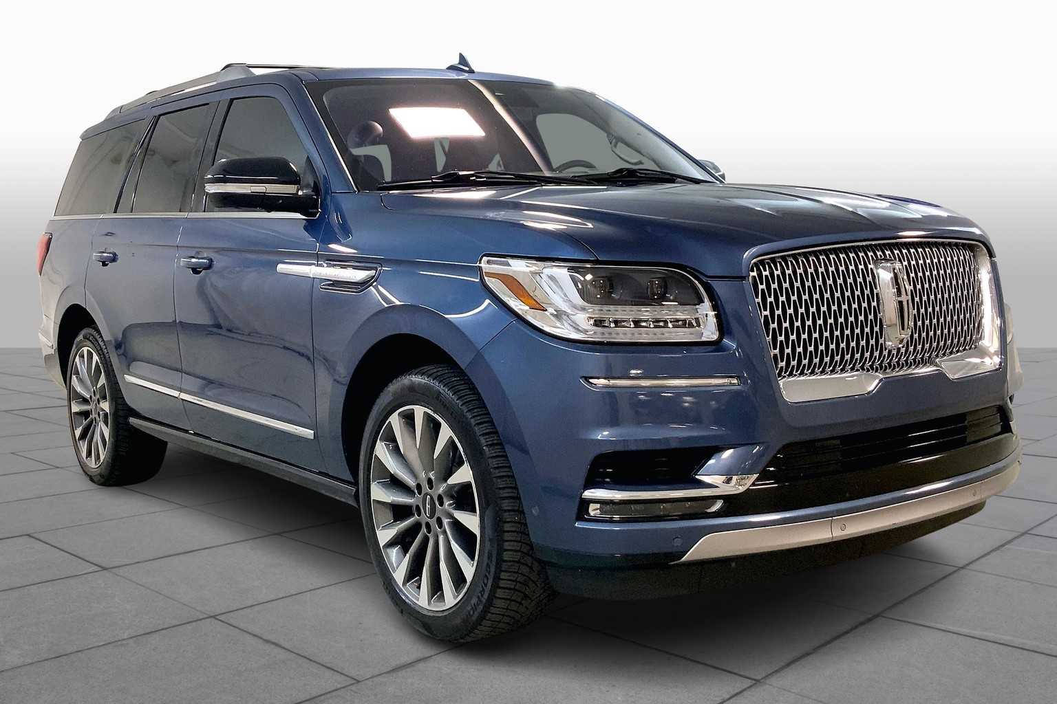Used 2020 Lincoln Navigator Reserve with VIN 5LMJJ2LT7LEL18491 for sale in Kansas City