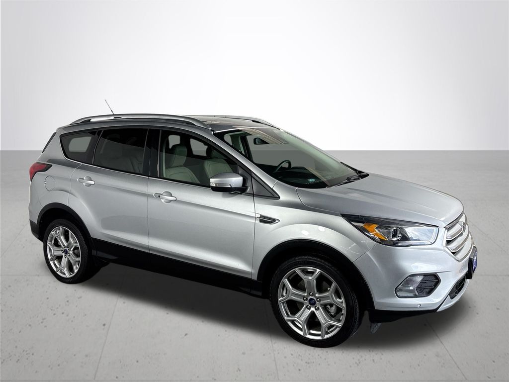 2019 Ford Escape Titanium photo 4