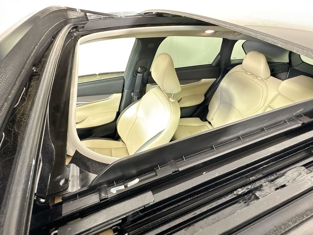 2022 Infiniti QX50 Luxe photo 21
