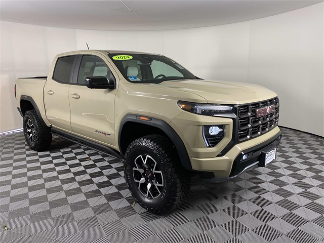 2024 GMC Canyon AT4X's photo