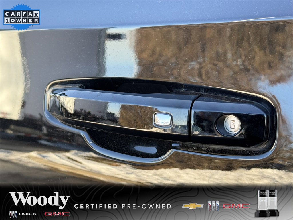 2024 GMC YUKON - Image 12