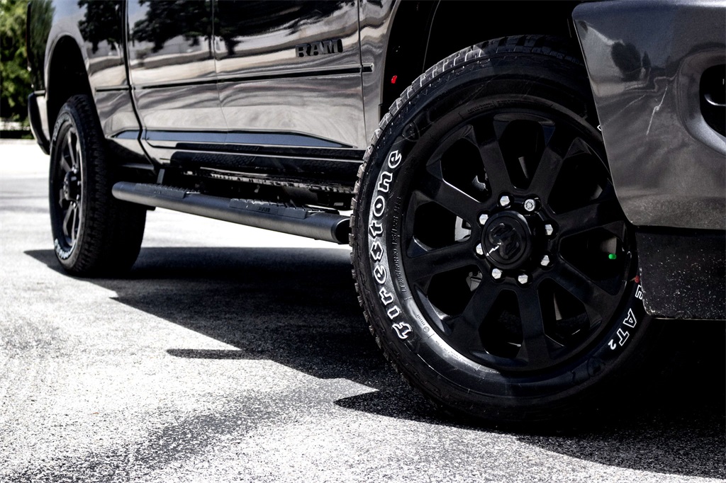 2025 Ram 2500 Big Horn photo 2