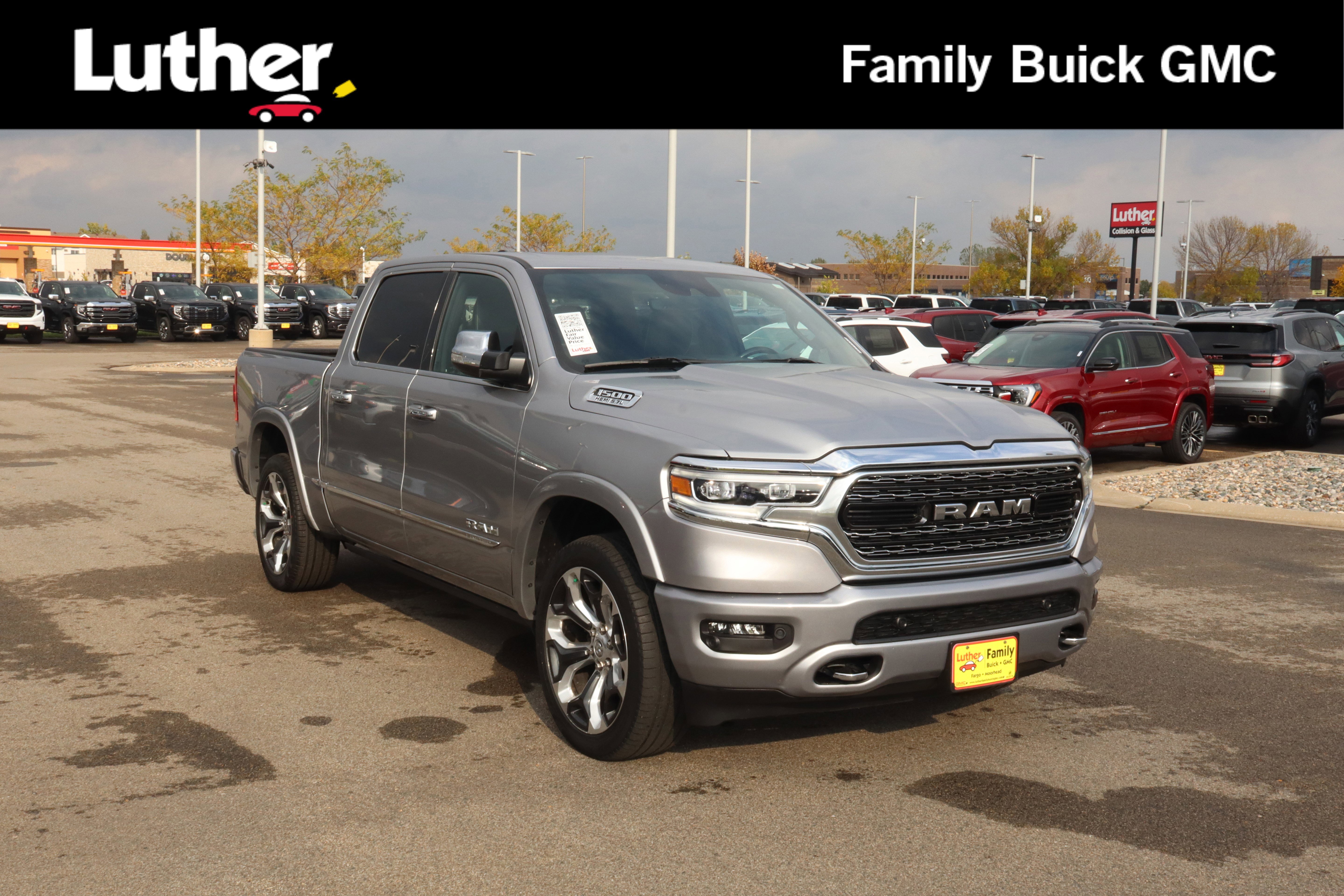 2022 RAM Ram 1500 Pickup Limited's photo