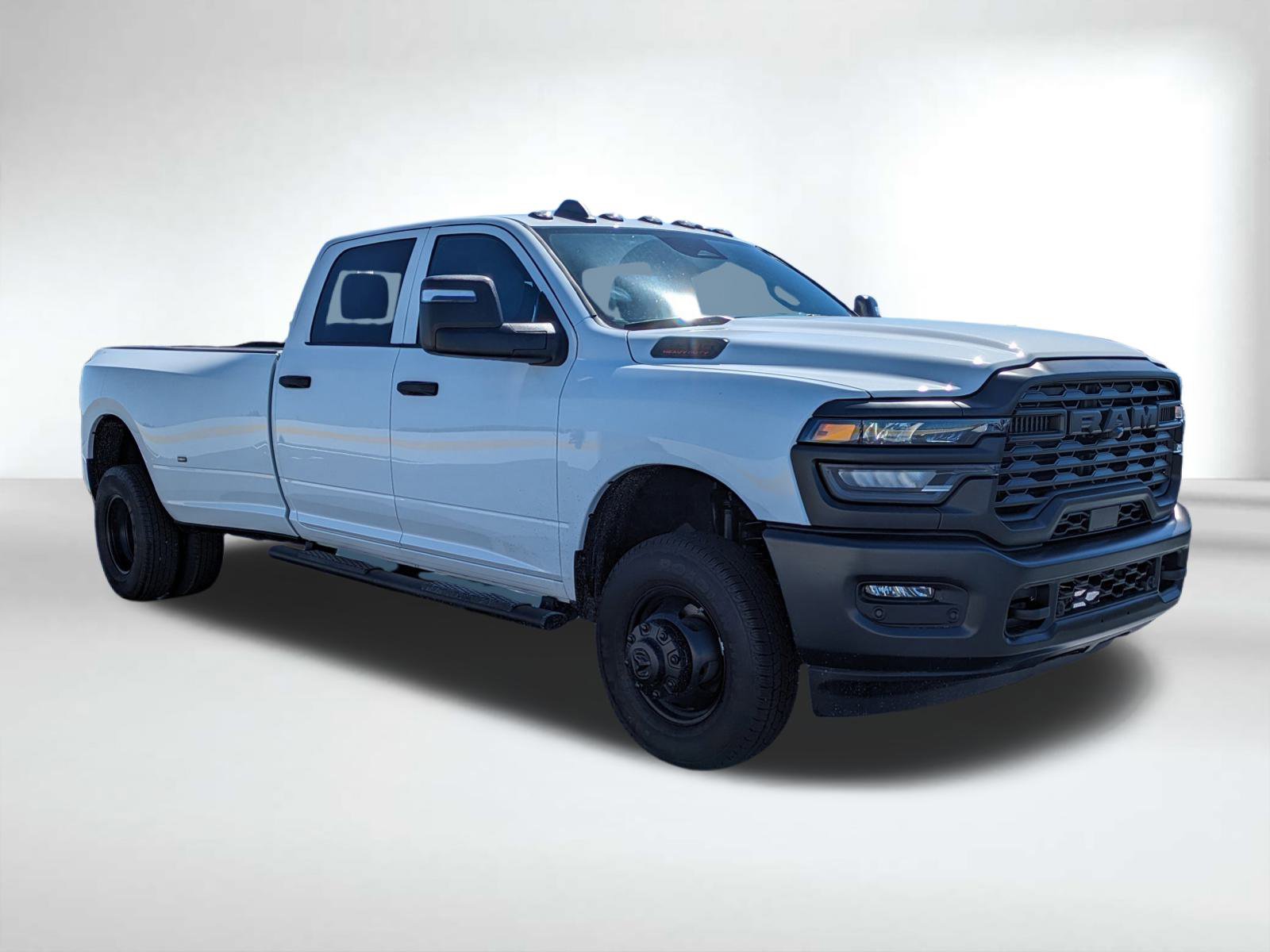 2026 Ram 3500 Tradesman photo 2