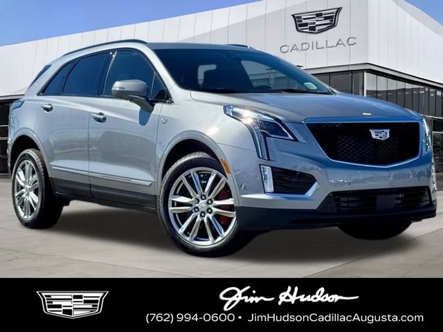 2025 Cadillac XT6 Sport's photo