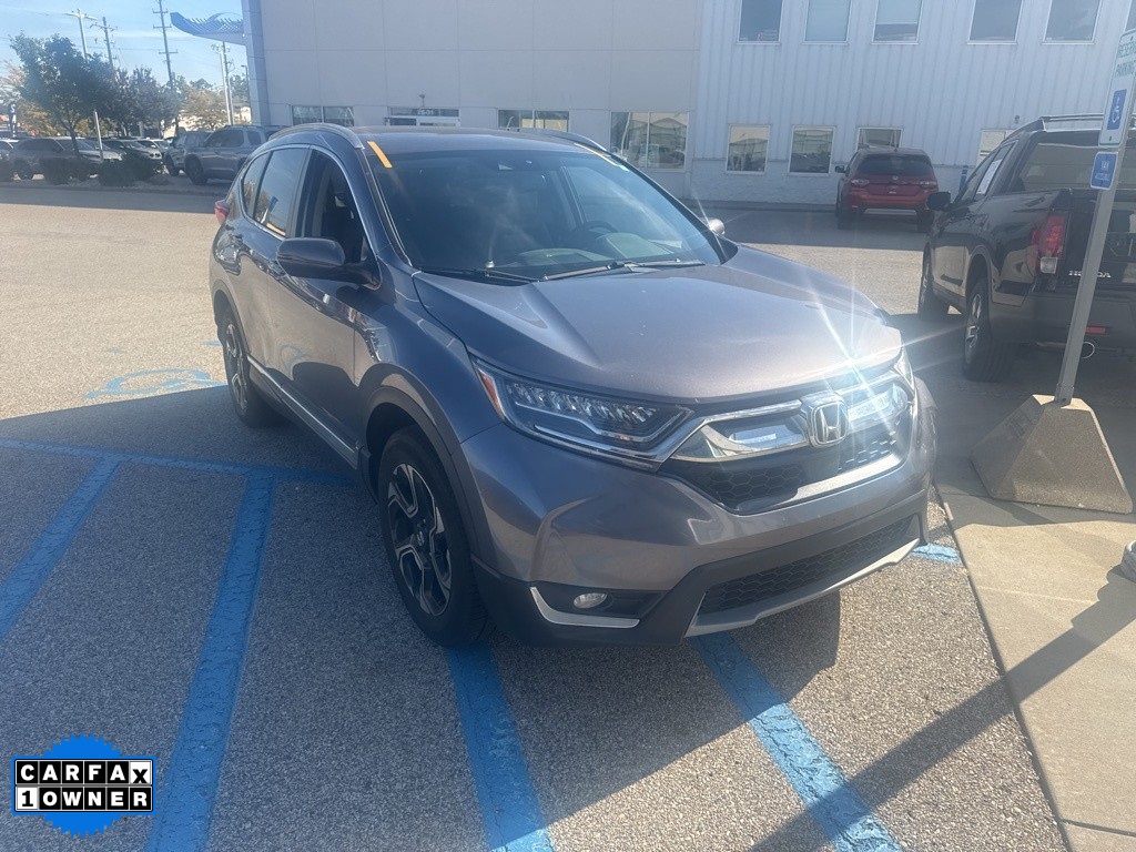 2018 Honda CR-V Touring photo 2